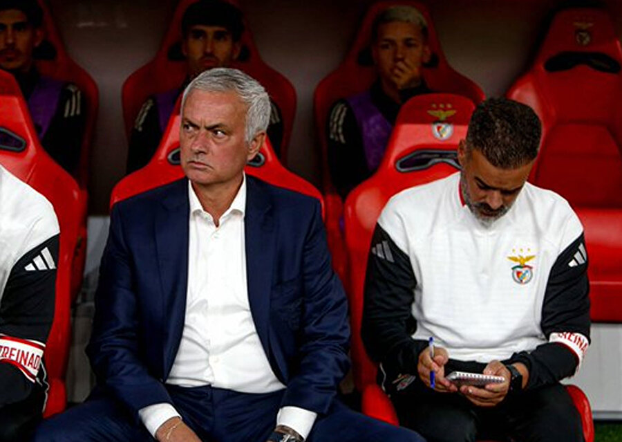 Mourinho son dakikalarda yıkıldı! Benfica - Rio Ave maçında çıldırdı...