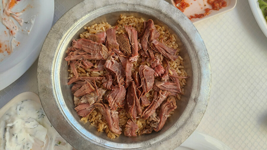 ​Dünyanın en uzun sürede pişen yemeklerinden biri Çorum’da hazırlanıyor