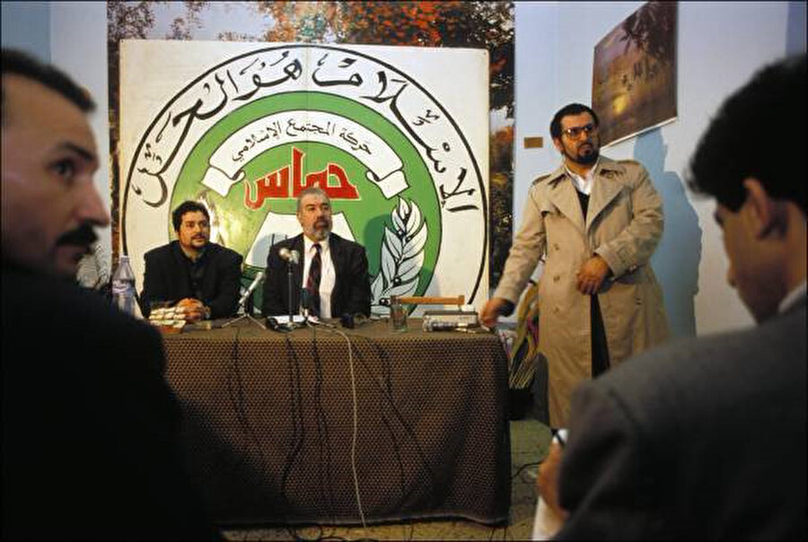 Cezayir’de İhvân’ın temsilcisi, Nahnah'ın kurucusu olduğu Hamas Partisi’ydi.