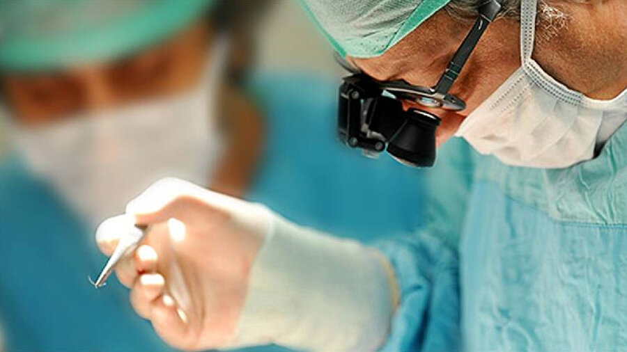 Bademcik ameliyatında çocuk engelli kaldı: Doktora rekor tazminat cezası