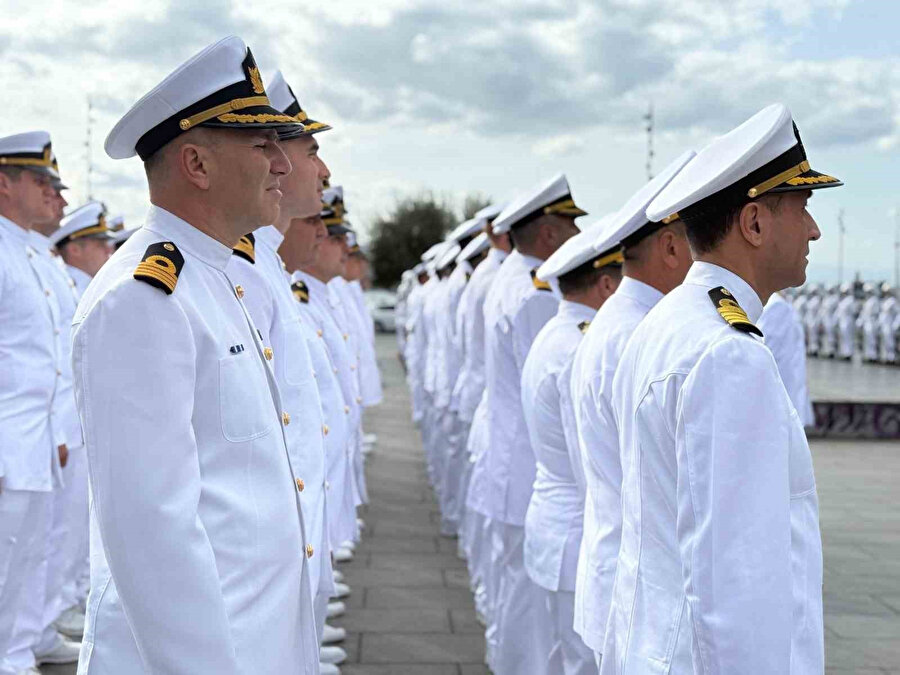 Preveze Deniz Zaferi’nin 487’ıncı yıldönümü 15 geminin Boğaz’dan geçişiyle kutlandı