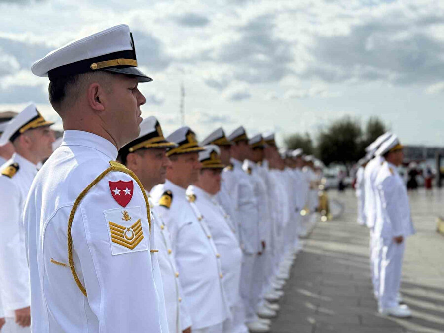 Preveze Deniz Zaferi’nin 487’ıncı yıldönümü 15 geminin Boğaz’dan geçişiyle kutlandı