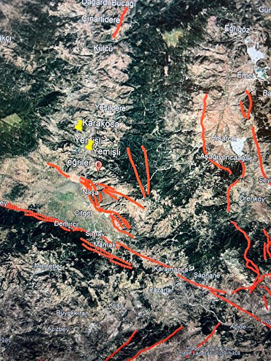 Artçılar devam ediyor