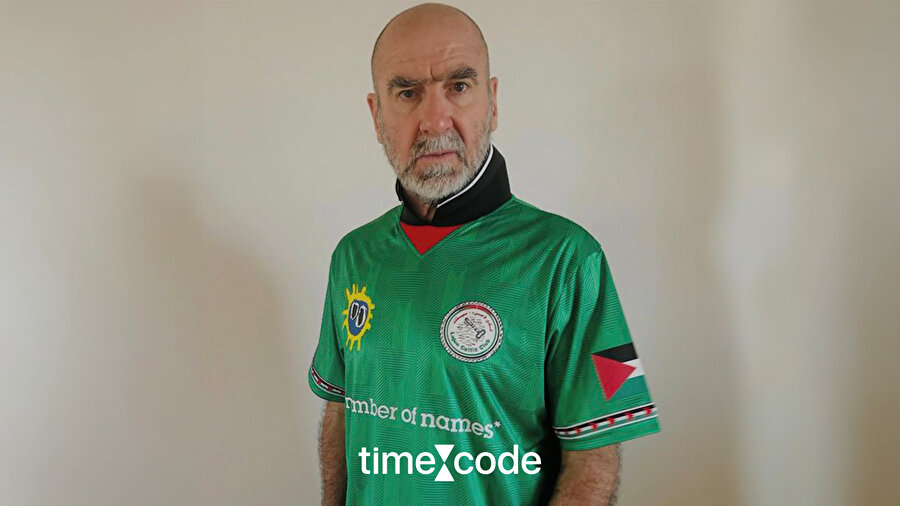 Cantona'dan Filistin'e destek forması