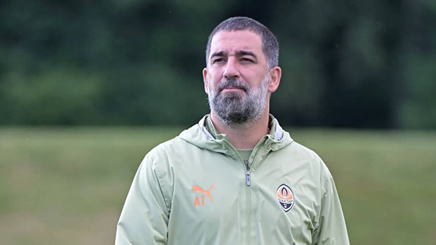 Arda Turan, Ukrayna'ya damga vurdu! Shakhtar Donetsk 1.5 yıl sonra ilki başardı