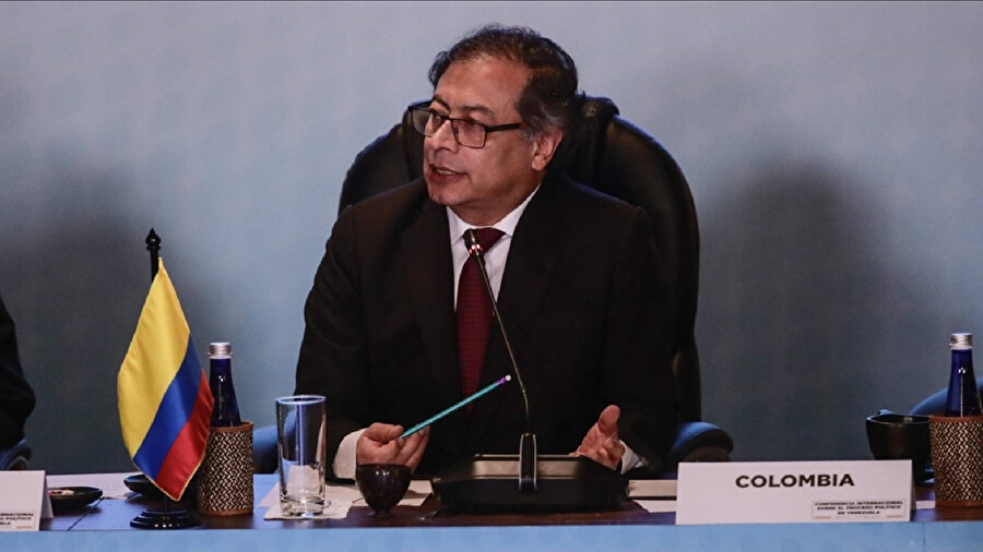 Kolombiya Devlet Başkanı Petro