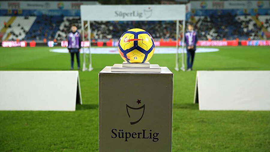 Süper Lig'de gol kralı kim? 7 haftanın sonunda zirvede o yıldız futbolcu var...