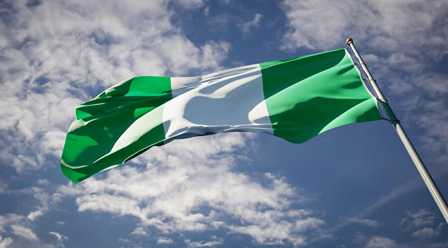 Nijerya, 1 Ekim 1960'ta İngiliz sömürgesinden çıkarak bağımsızlığını kazandı.