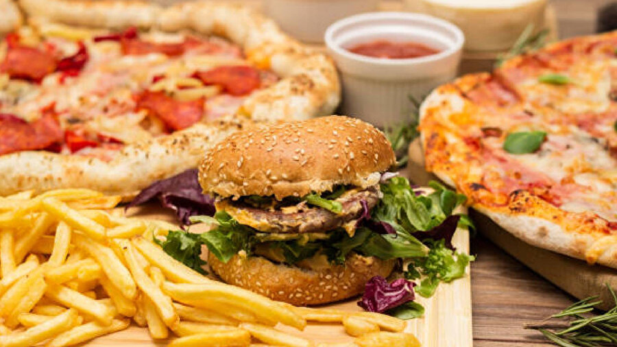 Fast food devi battı