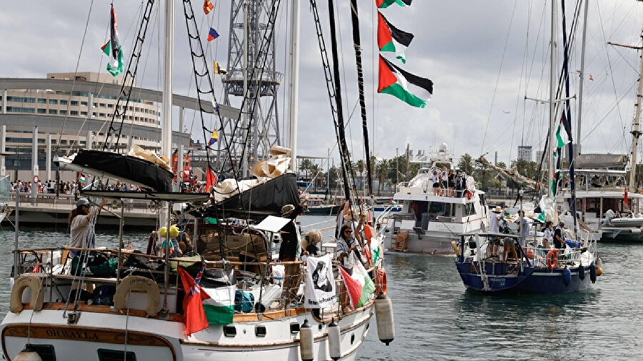 Küresel Sumud Filosu'ndaki 4 İtalyan parlamenter serbest bırakıldı