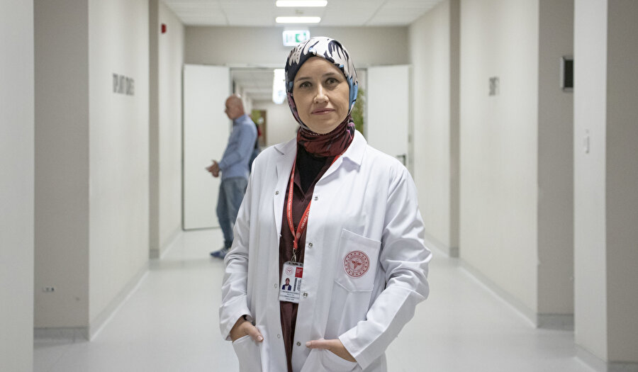 Ankara Etlik Şehir Hastanesi Enfeksiyon Hastalıkları ve Klinik Mikrobiyoloji Uzmanı Doç. Dr. Gülnur Kul