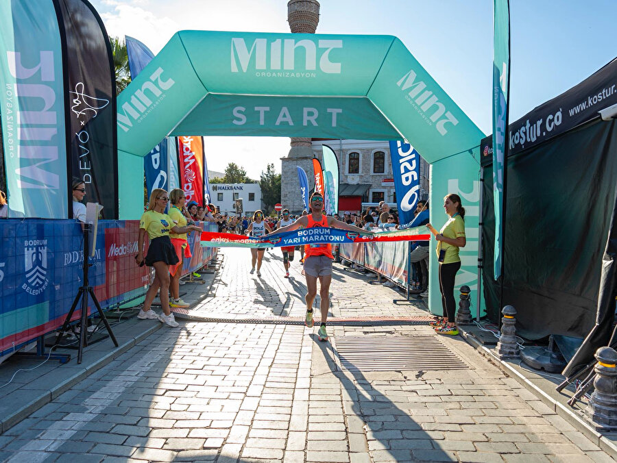 ​

Bodrum Yarı Maratonu