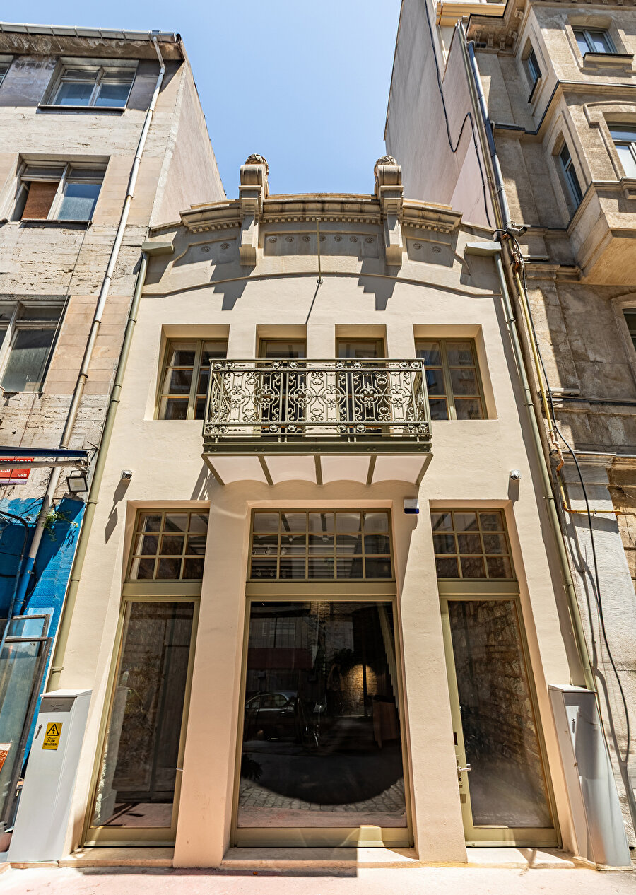 Galeri 77 - Fotoğraf: Sahir Uğur Eren