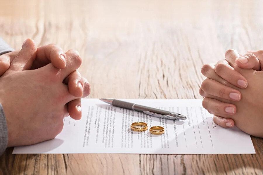 Tek kelime boşanmada haksız duruma düşürdü