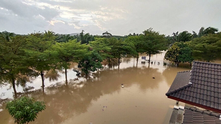 Tayland'a şiddetli yağışların yol açtığı sellerde 22 kişi hayatını kaybetti