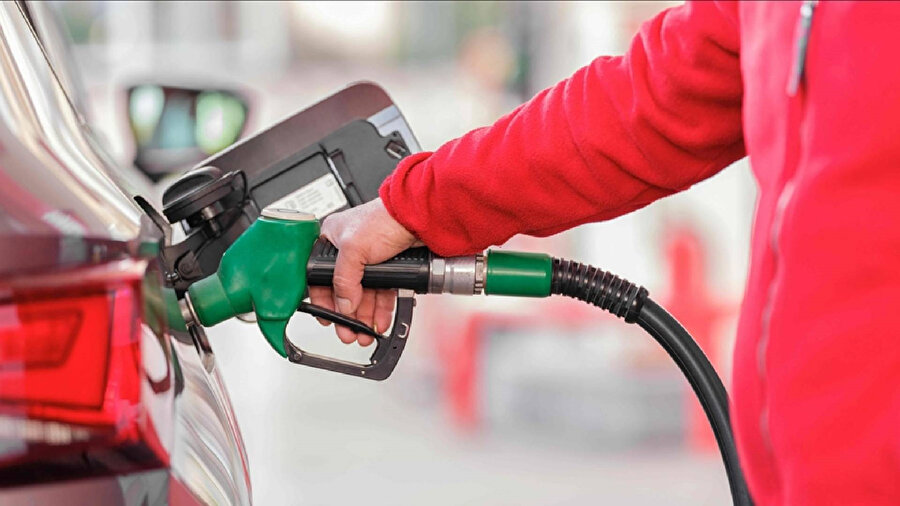 Akaryakıta indirim mi geliyor?