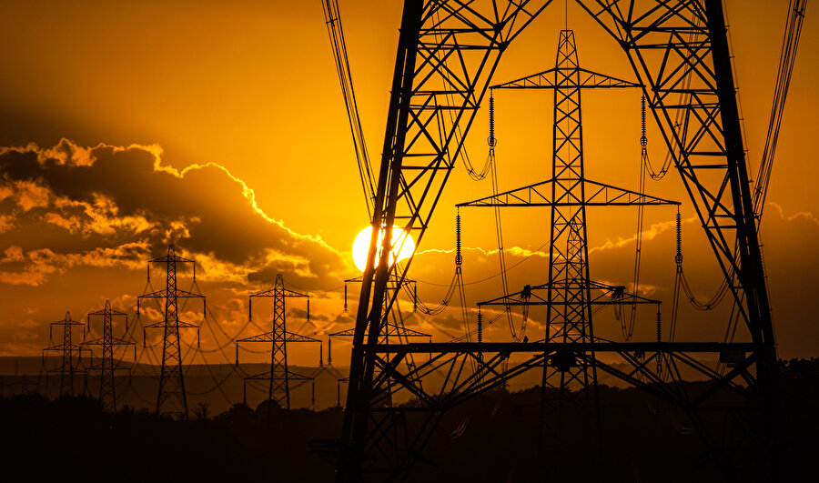 İstanbul'da elektrik kesintisi: 23 ilçede gerçekleşecek elektrik kesintisi 10 saate yakın sürecek