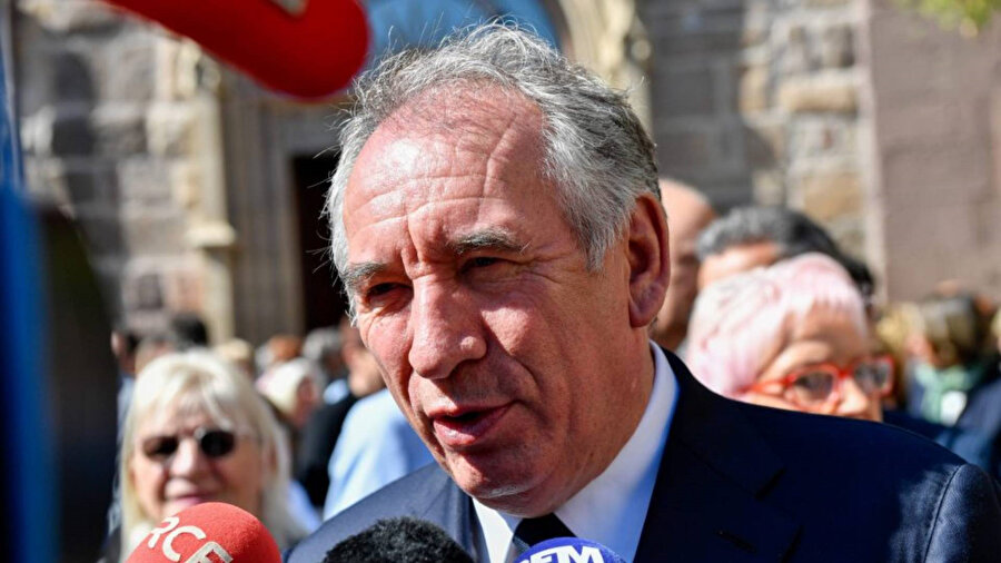 François Bayrou