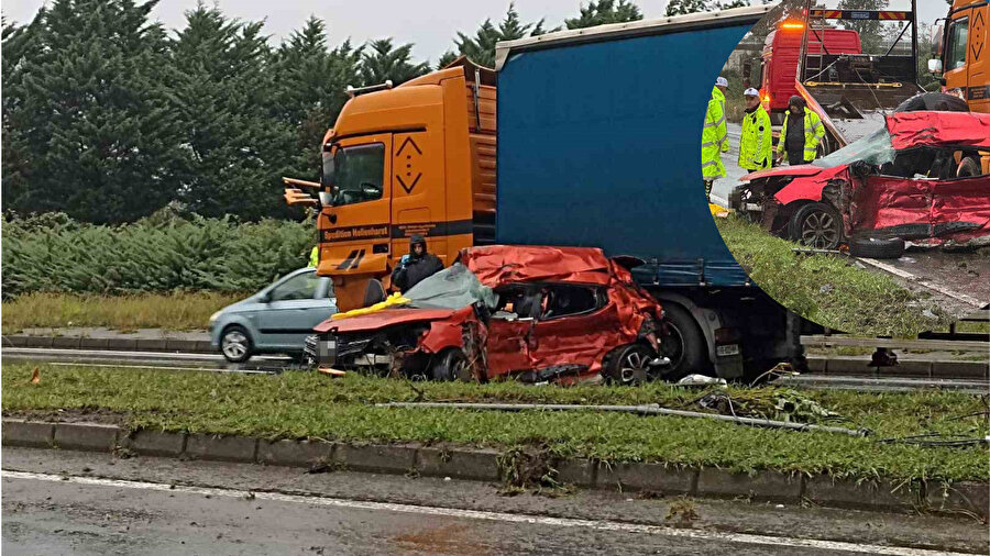 Rize’de feci kaza: Otomobil tırın dorsesine çarptı, üç kişi hayatını kaybetti 