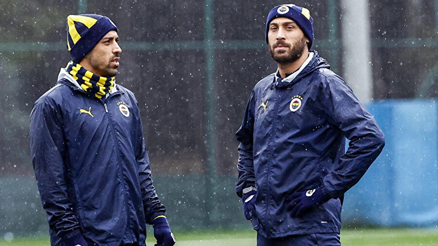 Sebebi ortaya çıktı: İrfan Can Kahveci ve Cenk Tosun neden kadro dışı kaldı?