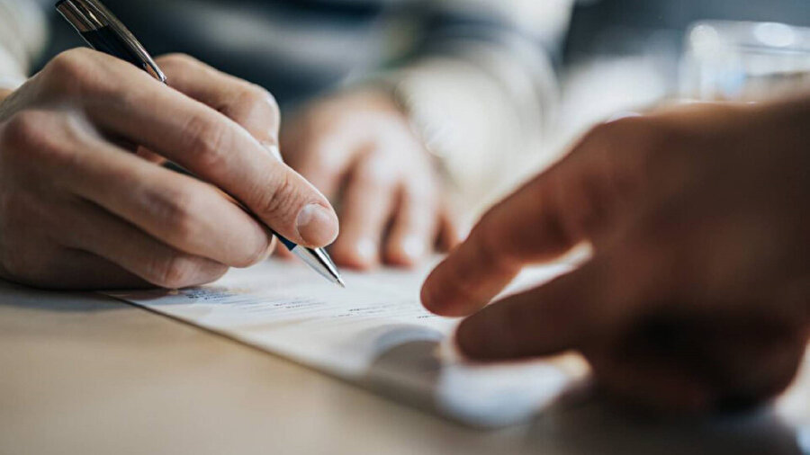 Kızını evlendirirken damada sözleşme imzalattı: Sosyal medyayı ikiye bölen şartları