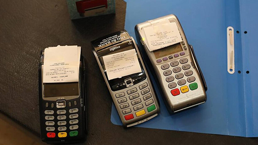 POS cihazıyla hesap ödedi, karakolluk oldu 