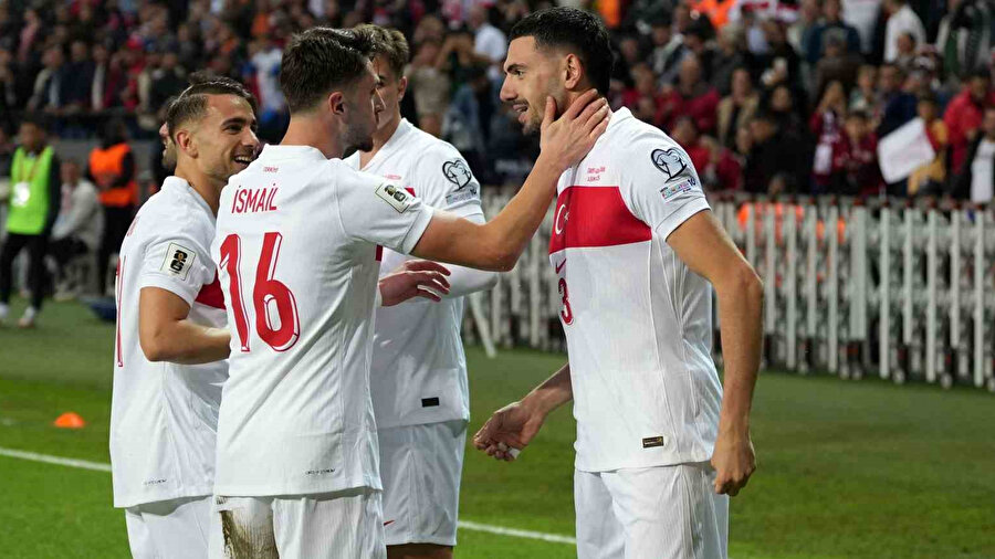 Türkiye'nin play-off'taki muhtemel torbası belli oldu: O takımların hepsi 2. olursa...