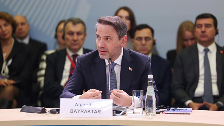 Enerji ve Tabii Kaynaklar Bakanı Bayraktar