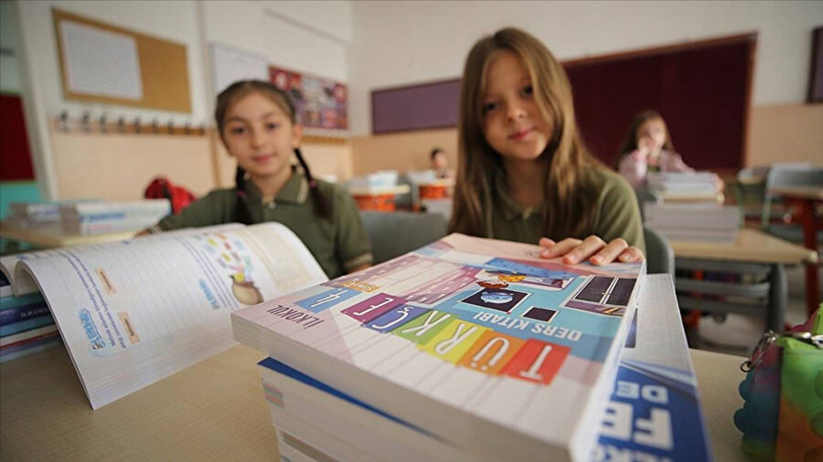 Artık özel ders aramaya gerek yok: MEB’den öğrencilere yapay zeka destekli platformlar