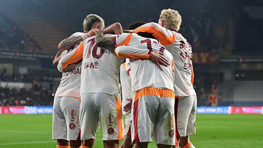 Başakşehir 1 - 2 Galatasaray (MAÇ ÖZETİ)