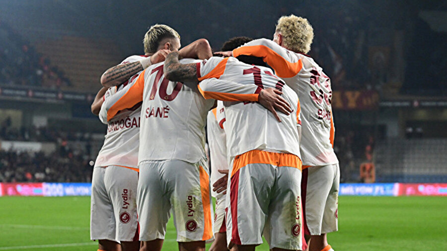 Eski hakemler Başakşehir - Galatasaray maçını yorumladı: İptal edilen gol ofsaytmı?