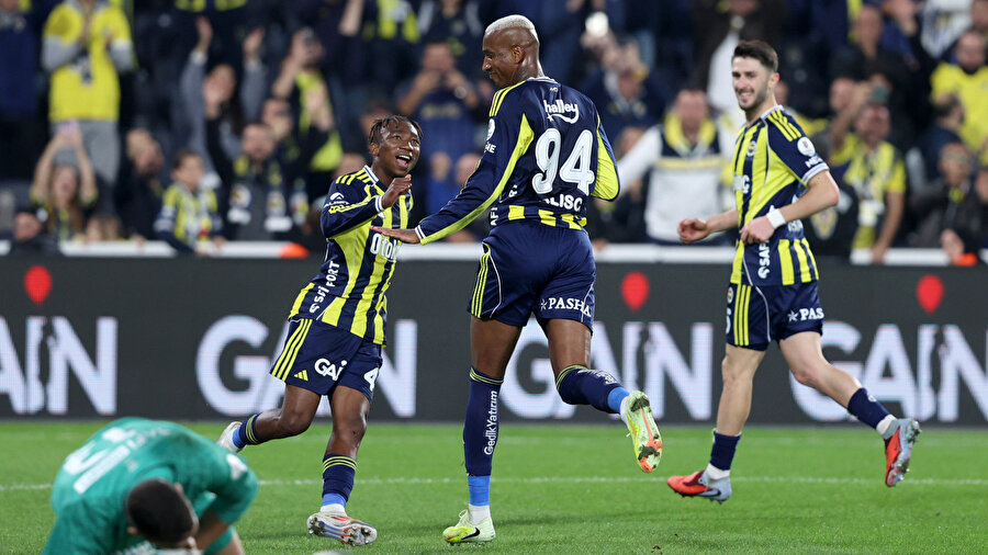 VAR'dan penaltı kararı çıktı: Nene pozisyonu penaltı mı?