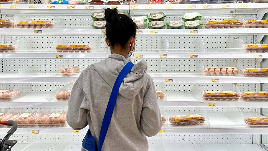 Yeni rehberde, 3 ila 10 günlük gıda stoğu tavsiye ediliyor.