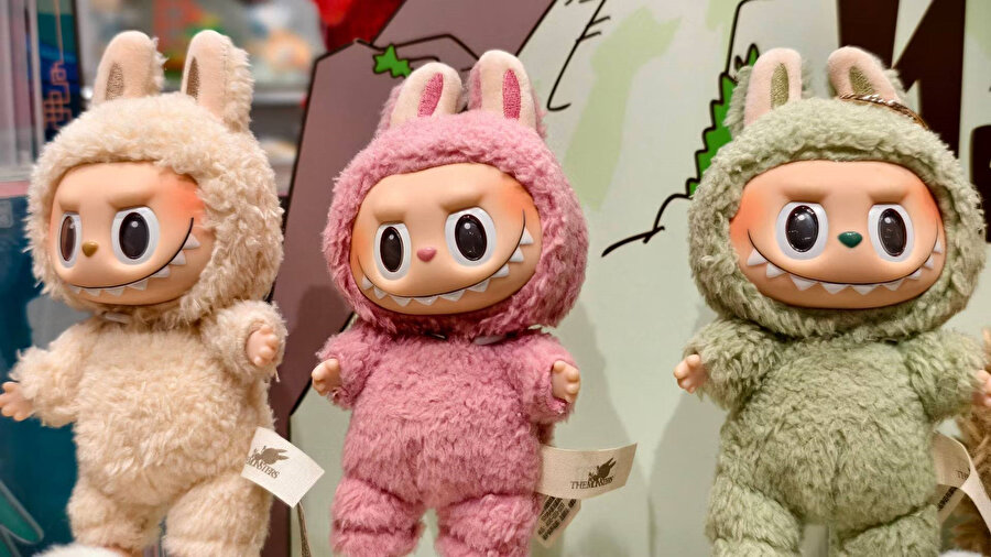 Değeri tam 9 bin dolar: Labubu bebeği çalan adam yakalandı