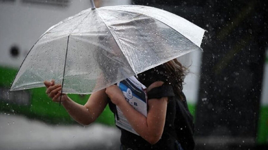 Sel felaketine dikkat: Meteoroloji’den İstanbul ve İzmir için kuvvetli yağış uyarısı