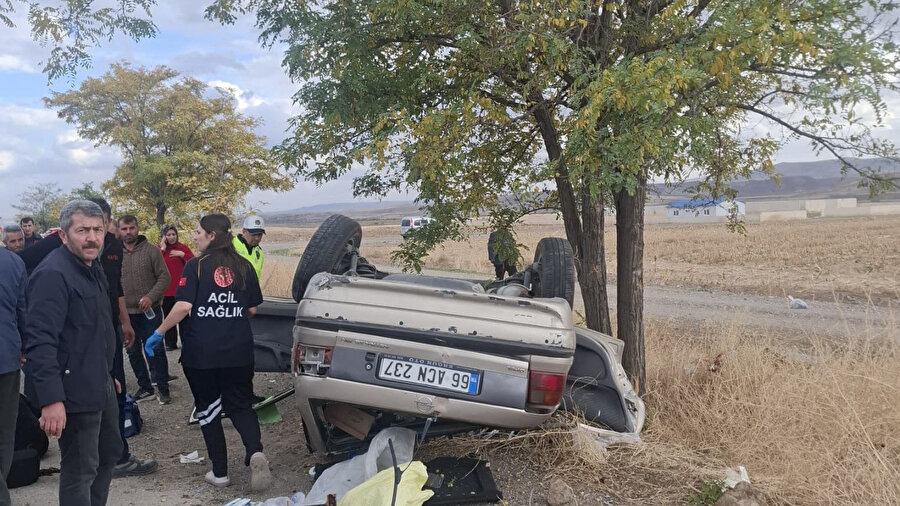 ​Yozgat'ta kontrolden çıkan otomobil devrildi: Bir ölü bir yaralı