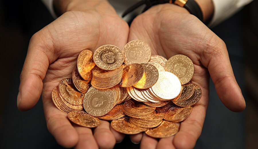 ALTIN DÜŞÜYOR MU? Çeyrek, yarım, Cumhuriyet, 22 ayar, 14 ayar altın kaç TL? 22 Ekim Güncel Altın Fiyatları