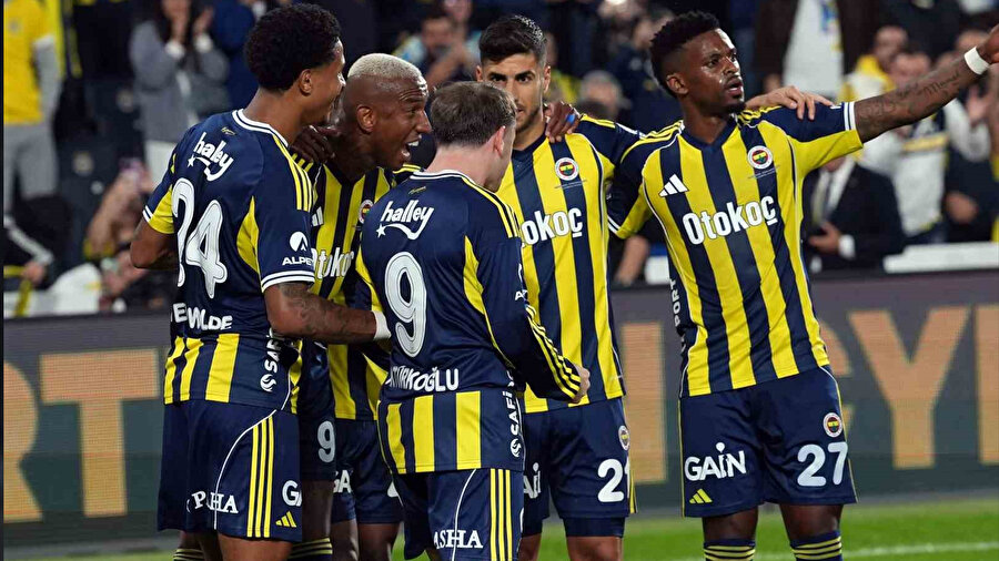 Fenerbahçe’de dört oyuncu yolcu: Tedesco onları takımda istemedi