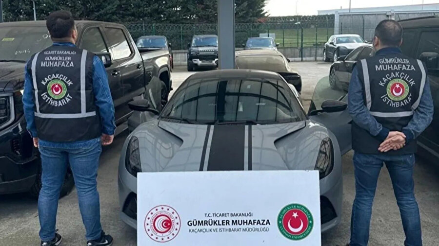 Milyonlarca liralık 10 lüks araca el konuldu 