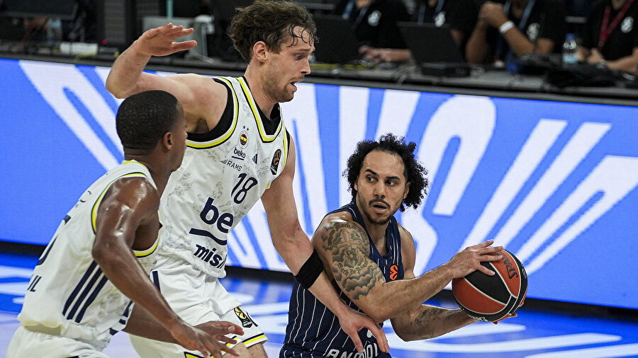 Anadolu Efes 69 - 79 Fenerbahçe (MAÇ SONUCU)