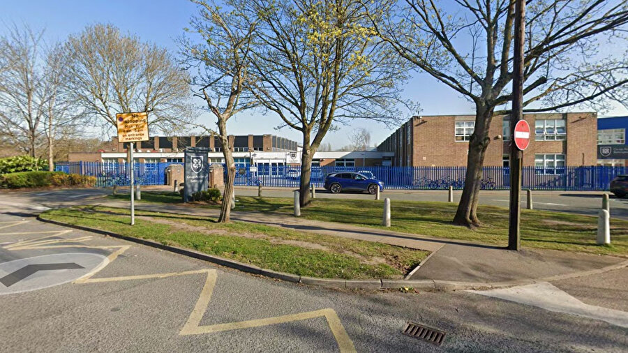 Öğretmenin çalıştığı &quot;Co-op Academy Bebington&quot; okulu