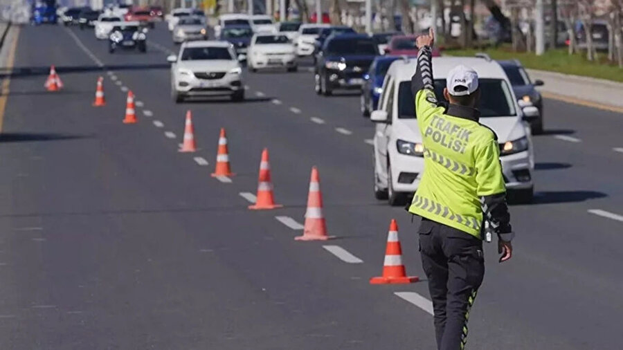 Valilik, 16. Zeytinburnu Cumhuriyet Koşusu nedeniyle kapatılacak yolları ve alternatif güzergahları açıkladı
