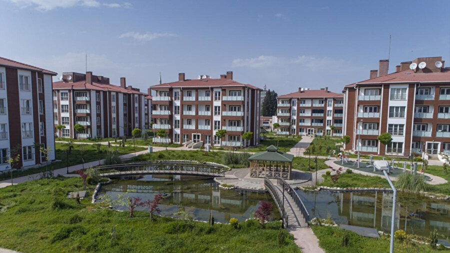 500 bin Sosyal Konut Projesinde fiyatlar açıklandı! Başvuru şartlarında ‘1 yıl’ ve ‘10 yıl vatandaşlık’ detayı