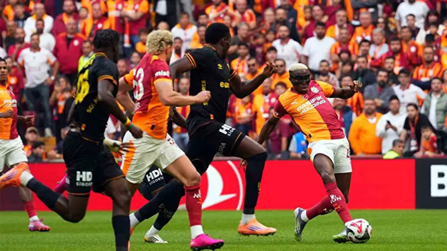 Galatasaray-Göztepe maçı yorumlandı: Eski hakemler bir pozisyona "skandal" dedi