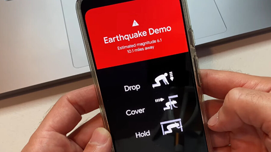 DEPREM BİLDİRİMİ NASIL AÇILIR? Deprem uyarı sistemi nasıl çalışır? iOS ve Android telefonlarda deprem alarmı nasıl aktif edilir?