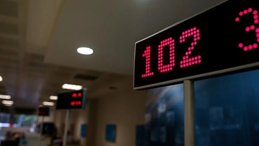 Bugün bankalar açık mı, kaça kadar açık? 28 Ekim 2025 Salı bankaların çalışma saatleri ve EFT saati