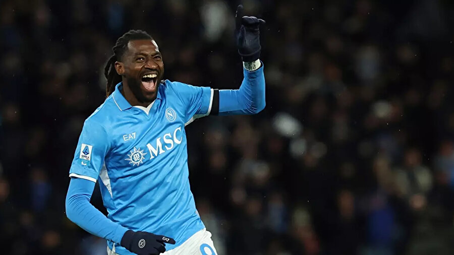 Galatasaray ve Fenerbahçe transferde karşı karşıya: Şampiyon takımın yıldızına talip oldular