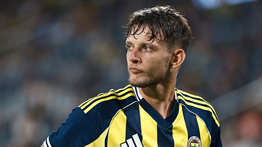 Fenerbahçe'de sürpriz iddia: Szymanski'ye Fransa'dan talip