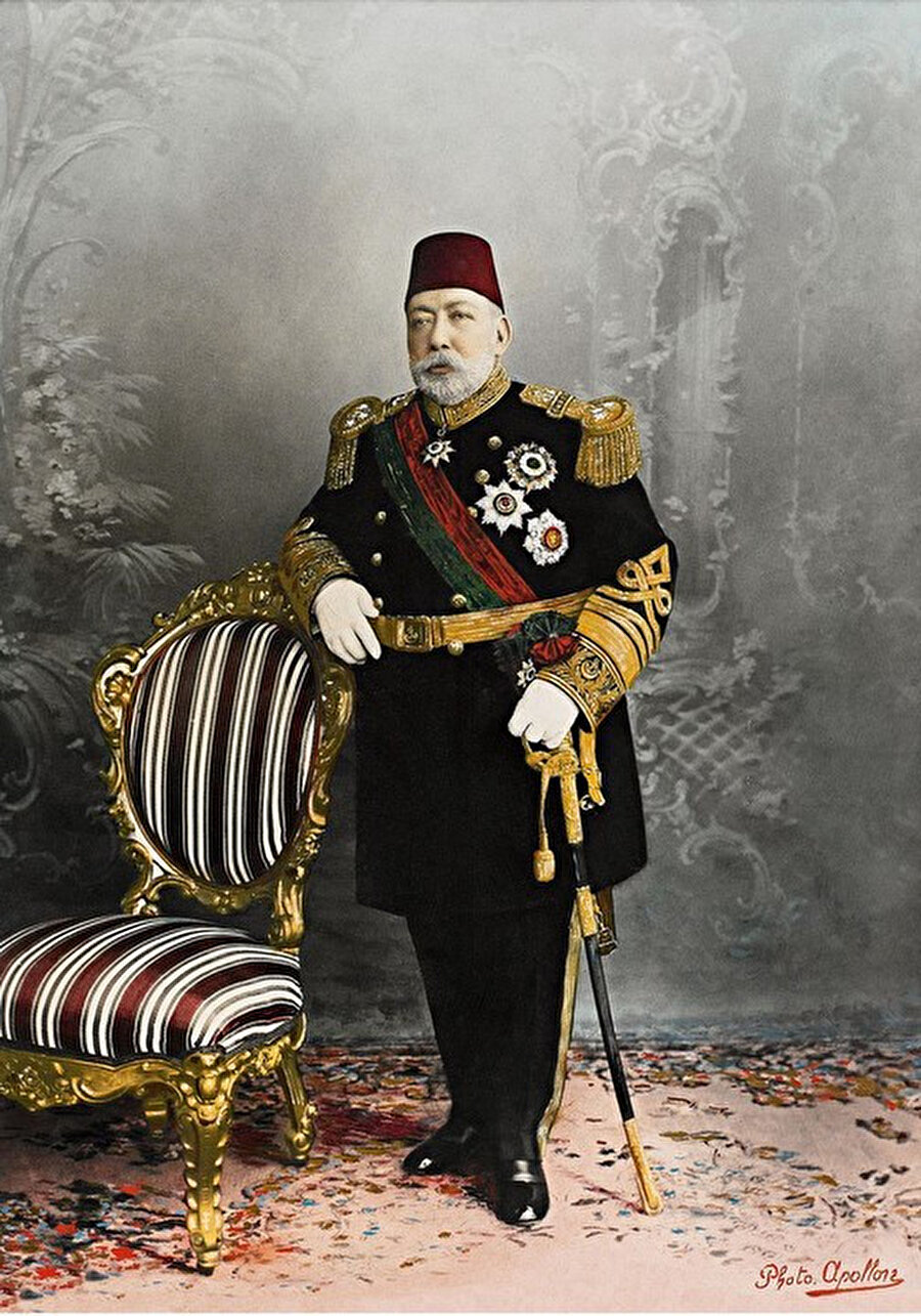 Sultan Mehmed Reşâd.