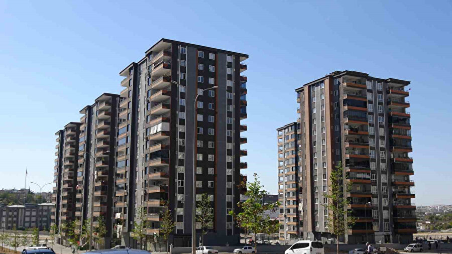 Uzman isim canlı yayında açıkladı: Fahiş aidat zammına sınır geliyor